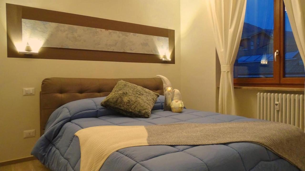 Blue Moon - Via Parigi Apartments Aosta Zewnętrze zdjęcie