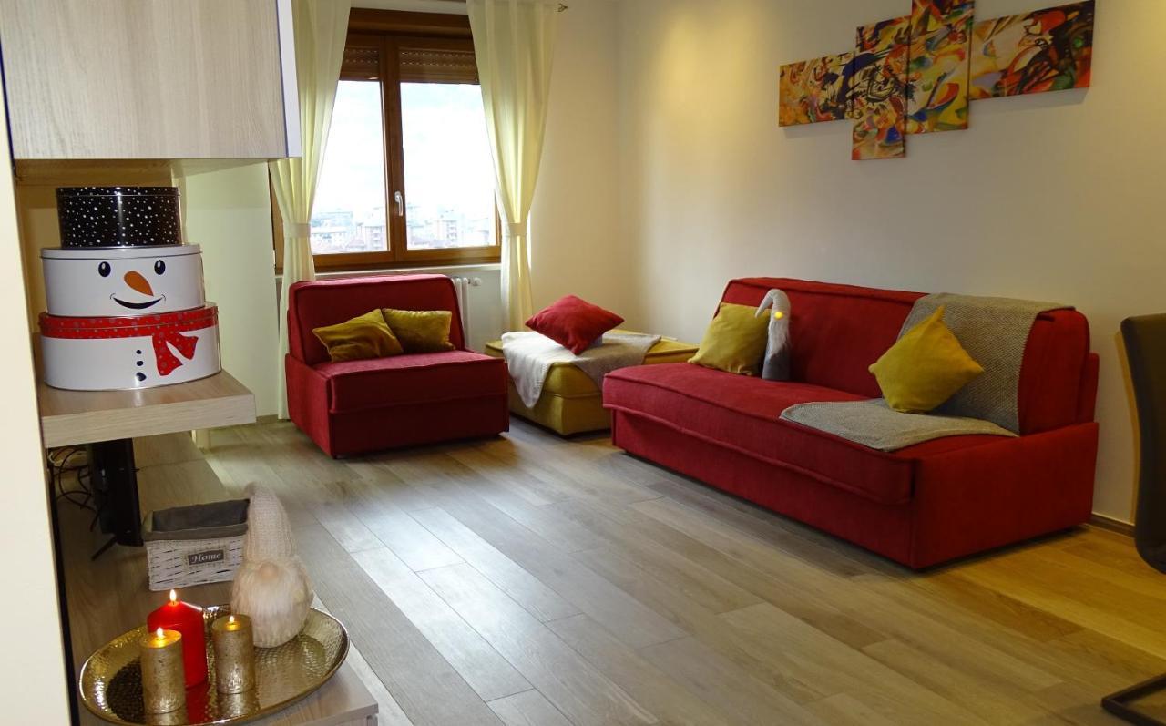 Blue Moon - Via Parigi Apartments Aosta Zewnętrze zdjęcie