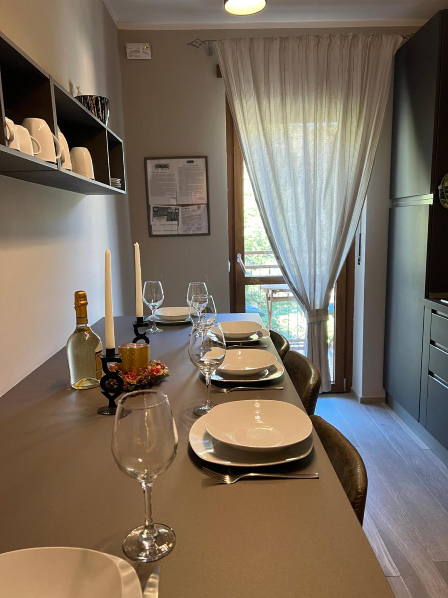 Blue Moon - Via Parigi Apartments Aosta Zewnętrze zdjęcie