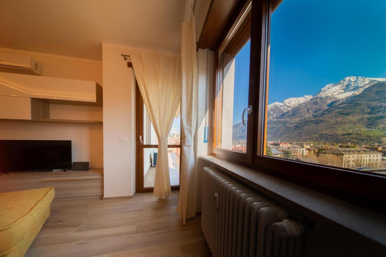 Blue Moon - Via Parigi Apartments Aosta Zewnętrze zdjęcie