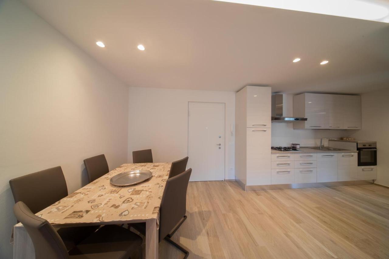 Blue Moon - Via Parigi Apartments Aosta Zewnętrze zdjęcie
