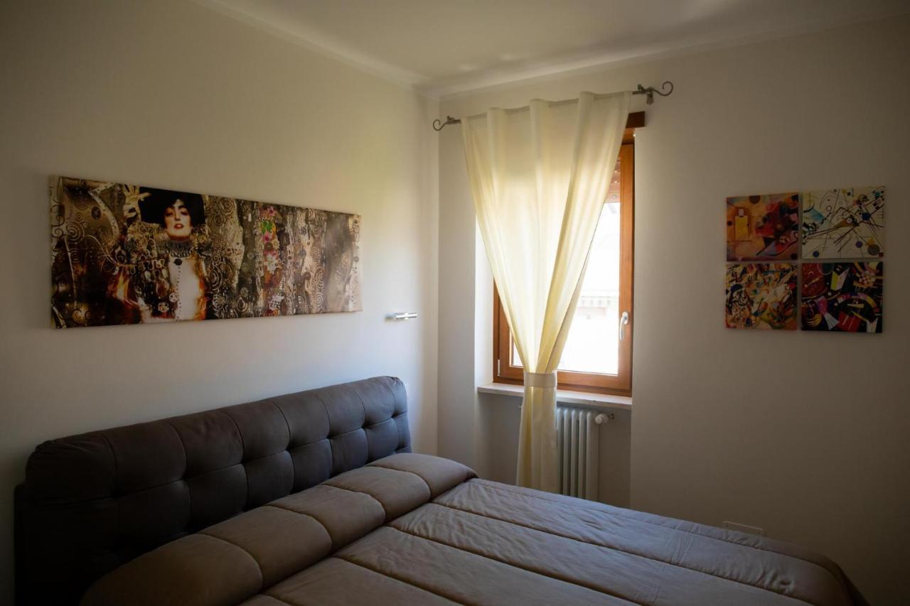 Blue Moon - Via Parigi Apartments Aosta Zewnętrze zdjęcie